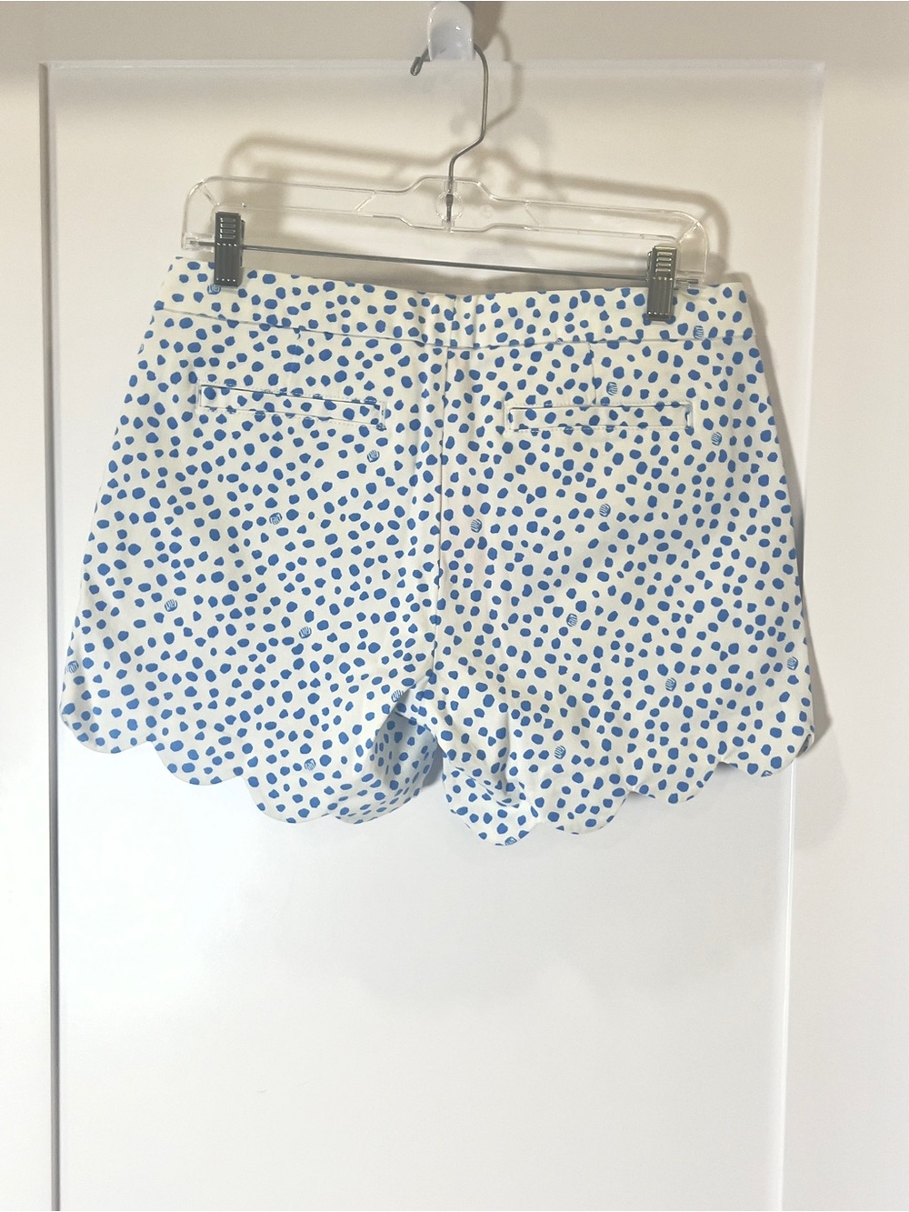 Lilly Pulitzer Buttercup Stretch Shorts Zanzibar Blue Dot Size 6 NWT - Picture 5 of 15